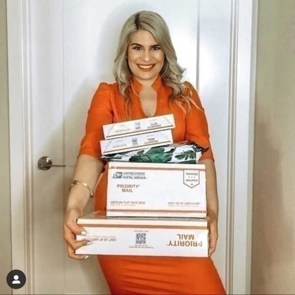 Meet the Posher ✨ - Picture 1 of 5